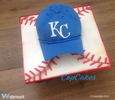 Royals Hat Cake - Cake by CopCakes