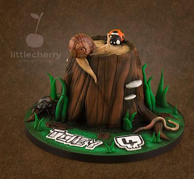 Mini Beasts on a tree Stump - Cake by Little Cherry