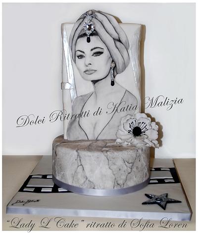 "Lady L Cake" portrait of Italian actress Sofia Loren - Cake by Katia Malizia 