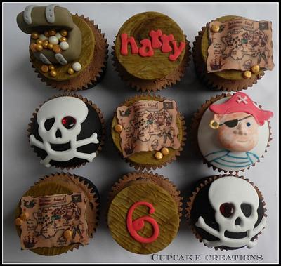 Pirate themed cupcakes - Cake by Cupcakecreations