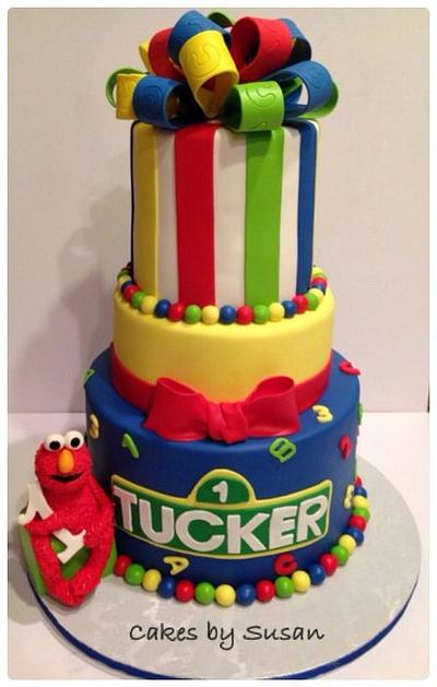 Elmo first birthday cake - Cake by Skmaestas