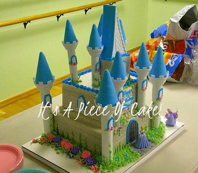 Cinderella Castle Cake Buttercream Icing - Cake by Rebecca