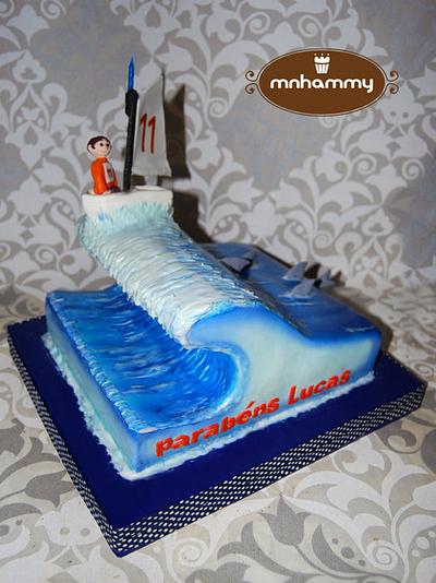 Optimist riding on a Wave - Cake by Mnhammy by Sofia Salvador