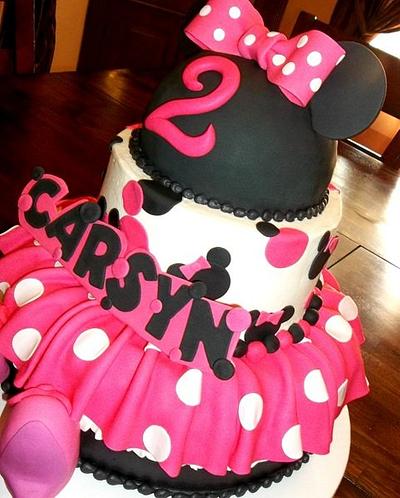 Minnie Polka Dot Ruffle - Cake by WinchesterDeb