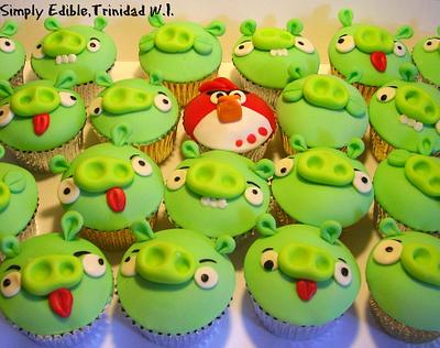 Bad Piggies - Angry Bird Games - Cake by Shelly-Anne