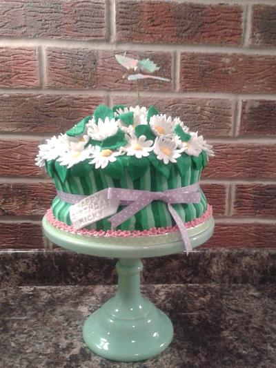A bunch of daisies - Cake by Karen's Kakery