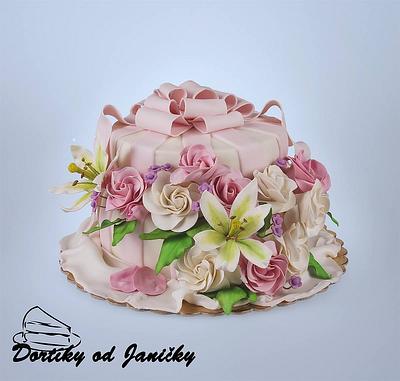 Box with the flowers - Cake by dortikyodjanicky