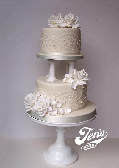 Emma's cake - Cake by Jen's Cakery