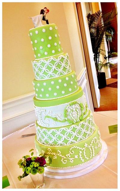 Apple Green Wedding - Cake by Stacy Lint
