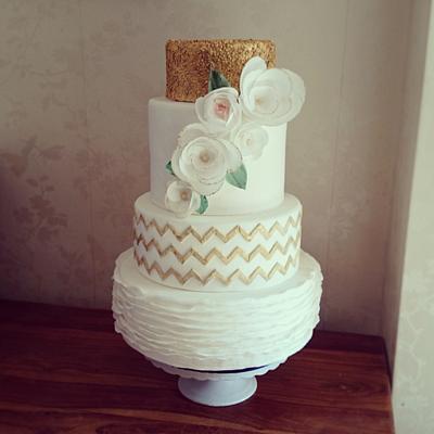 Gold Wedding Cake  - Cake by Divine Bakes