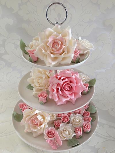 Smell the Roses - Cake by Mary @ SugaDust