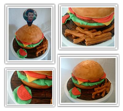 Hamburger anyone?? - Cake by Jewels Cakes