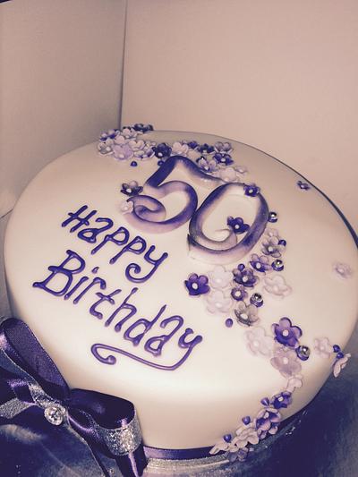 Purple shades - Cake by Kellyscreativecakes