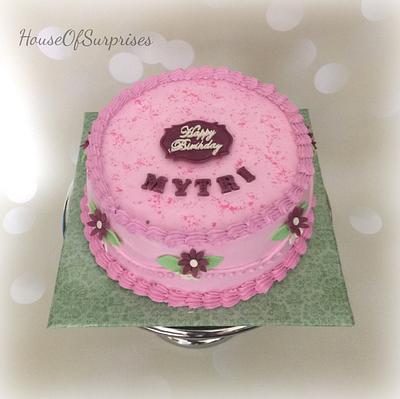 Simple and cute - Cake by Shikha