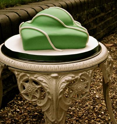 Giant Fondant Fancy - Cake by Daisy Brydon Creations