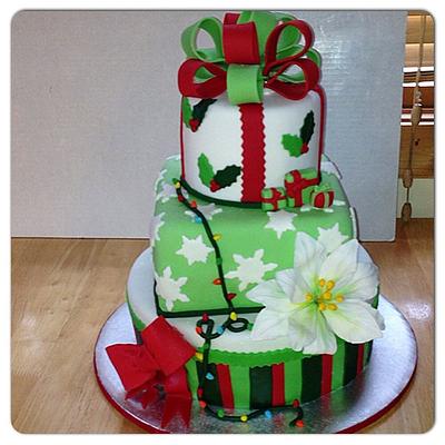 Christmas cake - Cake by ICandycakesbyTiffiny