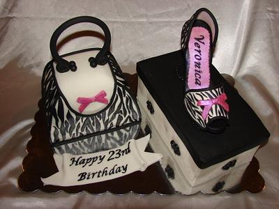 Purse, Shoes and Shoebox Birthday Cake - Cake by vpardo53