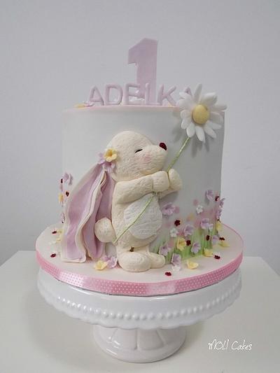 One  - Cake by MOLI Cakes