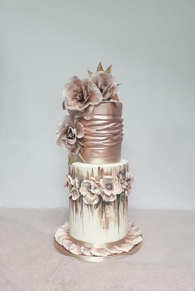 Rose gold - Cake by Claudia Prati