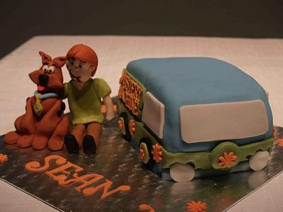 Scooby Doo, Shaggy and the Mystery Machine - Cake by Rachel