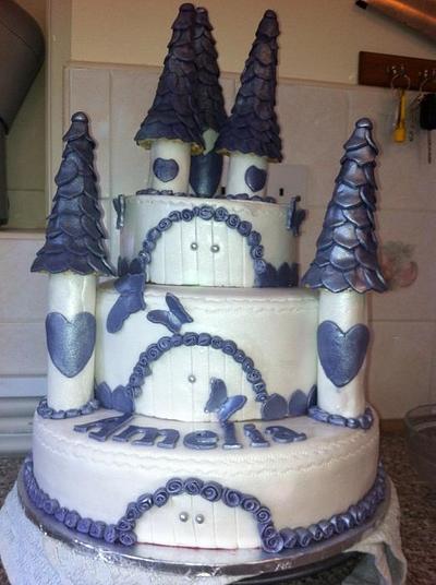 purple castle - Cake by Witty Cakes