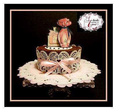 Perfumes cake - Cake by "Le torte artistiche di Cicci"