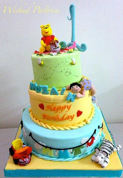 winnie the pooh and fav toys - Cake by Latisha