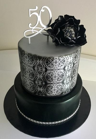 Black and silver with Black Peony - Cake by Rjselwonk