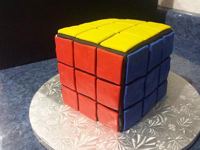 Rubik-ike - Cake by GABBY MEDD (Patricia G. Medrano)