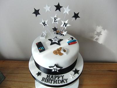 Black and white birthday cake - Cake by Louise Hodgson