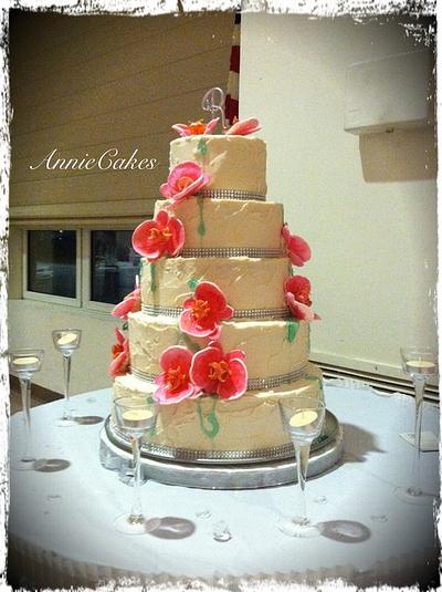 Sandra & Jose's 30th Anniversary - Cake by AnnieCakes