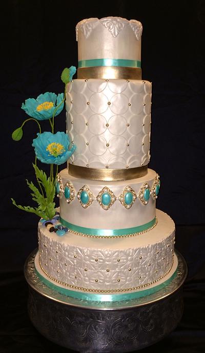 Teal poppy flowers on a wedding cake - Cake by Antonio Balbuena
