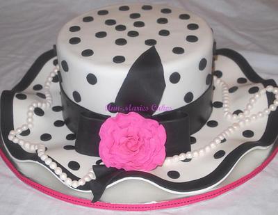 Ashley's Hat - Cake by Ann-Marie Youngblood