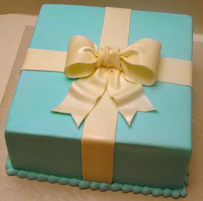 Tiffany Gift Box - Cake by Stephanie Dill