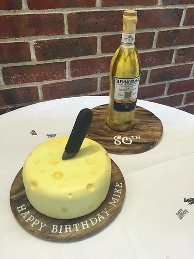 Handpainted whisky bottle with cheese - Cake by Sue's Sugar Art Bakery 