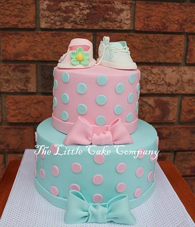 gender reveal cake :) - Cake by The Little Cake Company