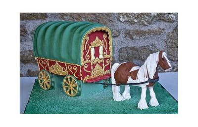Horse drawn gypsy caravan - Cake by Ellie @ Ellie's Elegant Cakery