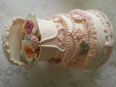 Jewel Box Wedding Cake - Cake by Tiziana's cakes
