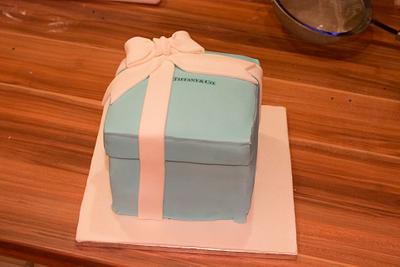 Tiffany's Surprise - Cake by Toothbunny
