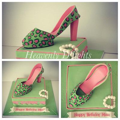 Leopard skin shoes cake - Cake by novita
