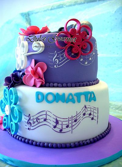 Flowers and more for Donatta! - Cake by Silvia Caballero