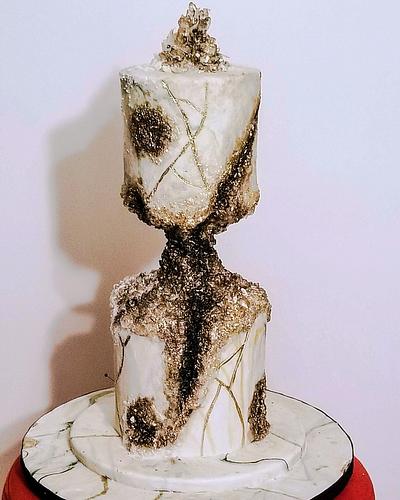 Kintsugi Geode Crystal Cake - Cake by FantasticalSweetsbyMIKA