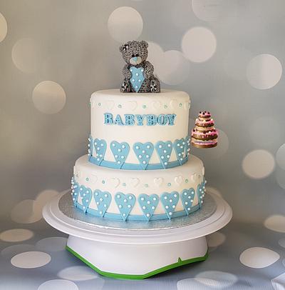Me to You babyshower cake - Cake by Pluympjescake