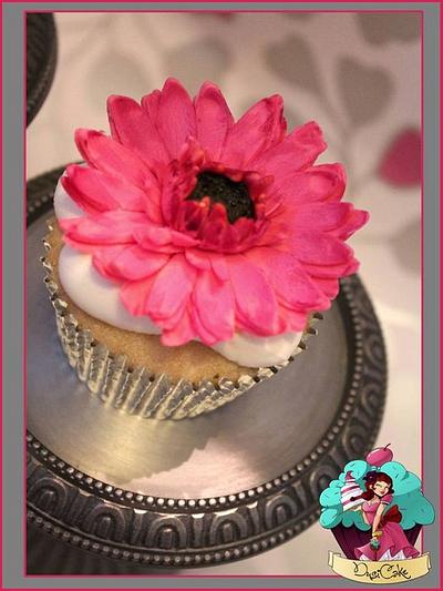 Gerbera Wedding x  - Cake by DusiCake