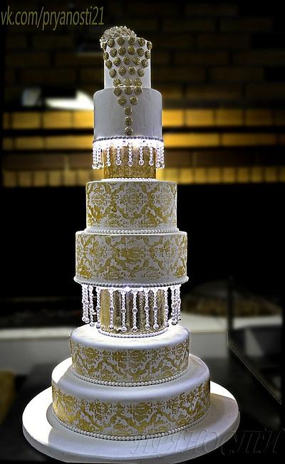 Золотой торт с подсветкой - Cake by Anna