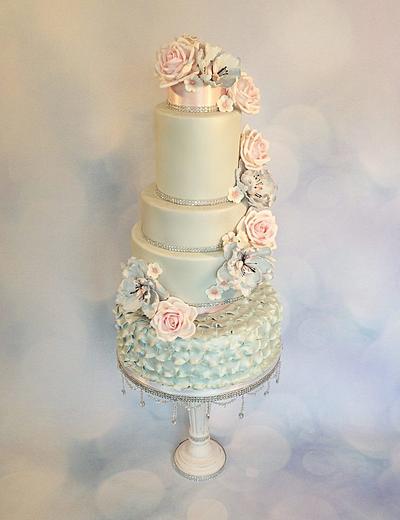 Silver & pink sparkle - Cake by Jen's Cake Boutique