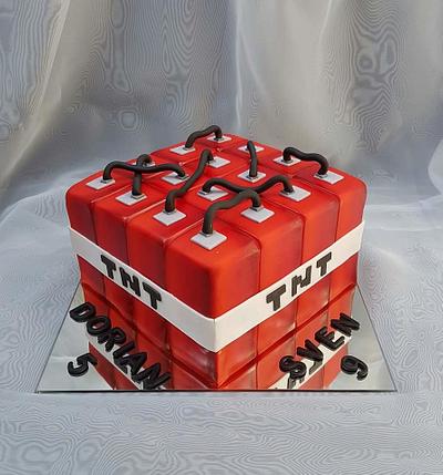 TNT Minecraft bomb - Cake by Tirki