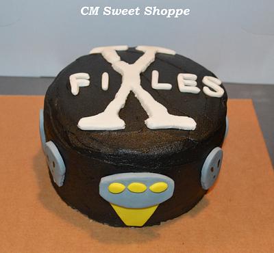 X-Files Cake - Cake by CM Sweet Shoppe