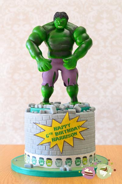 The Hulk birthday cake - Cake by KS Cake Design