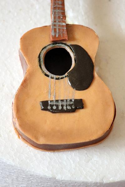 Edible Miniature Acoustic Guitar - Cake by Smita Maitra (New Delhi Cake Company)